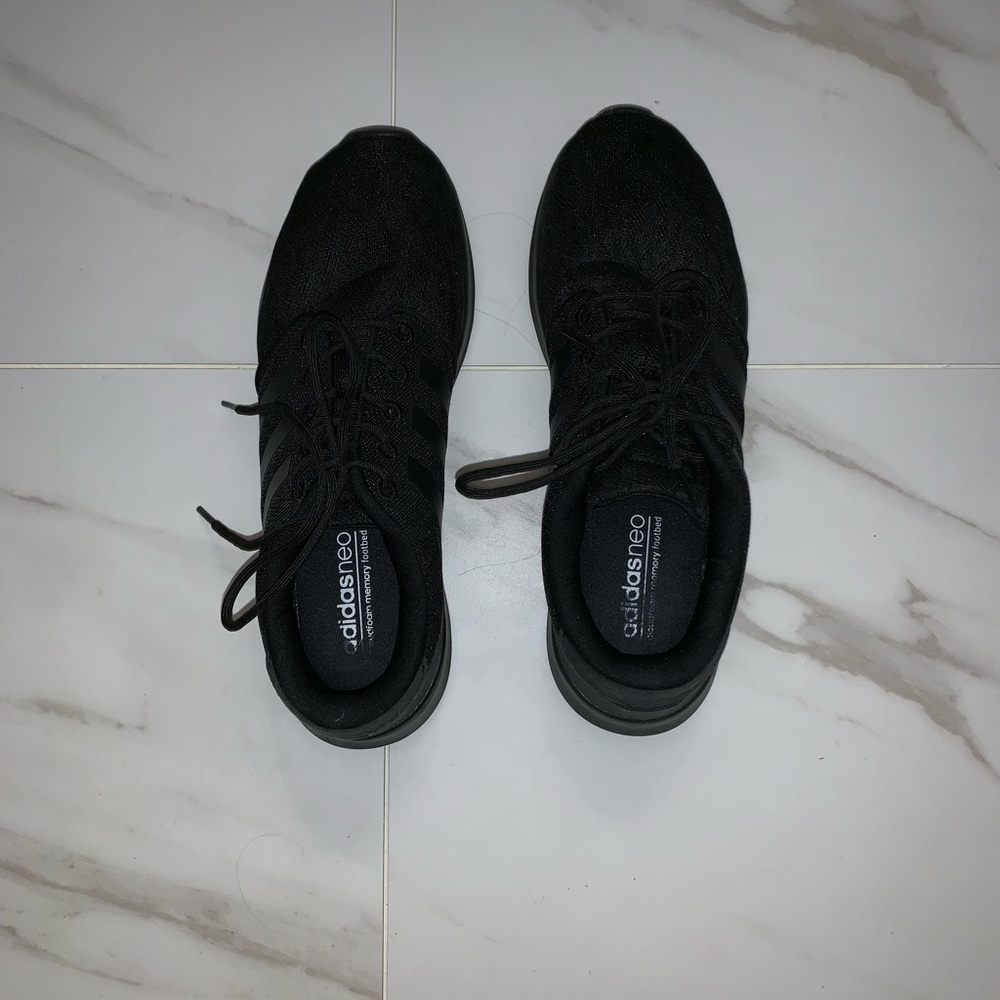 Shoes - Picture 3 of 4